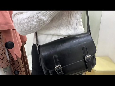 ❤️ ʻO ka masturbation lehulehu o FeralBerry ʻōpio me kahi dildo i loko o ka lumi kūpono ☑ Porn video ma haw.raceporn.ru
